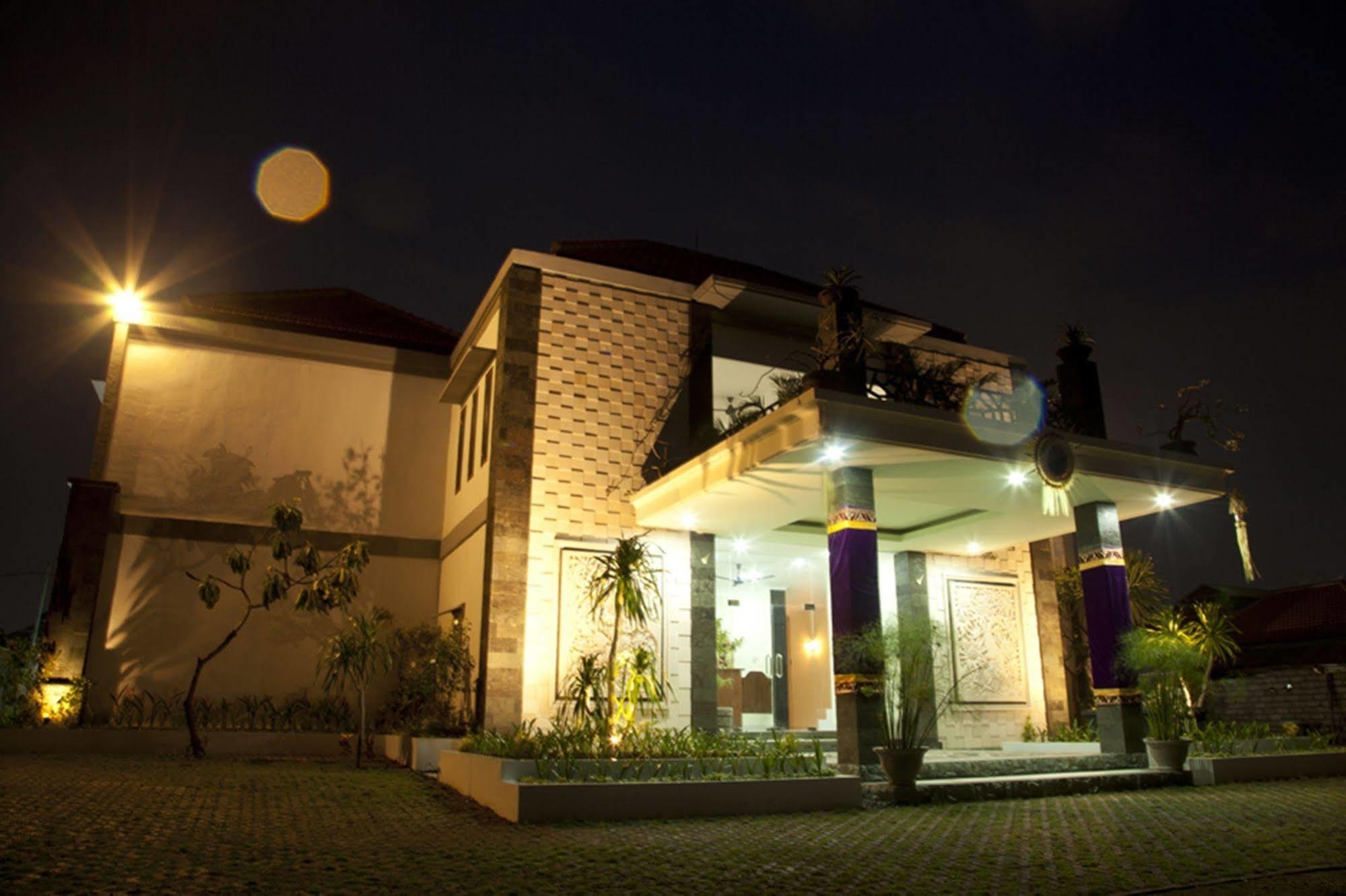 Teges Inn Kuta Kuta Lombok Exterior foto