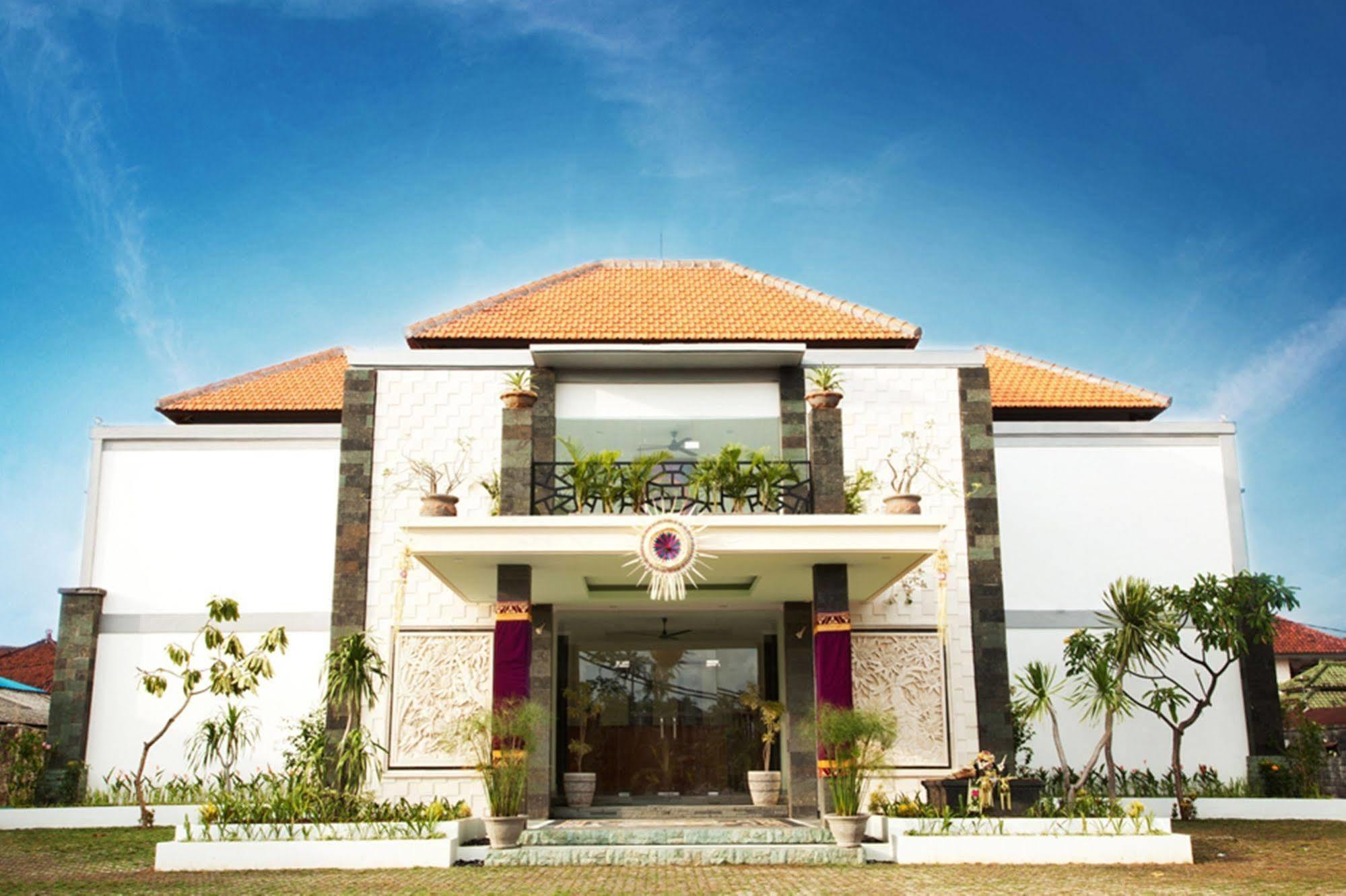 Teges Inn Kuta Kuta Lombok Exterior foto