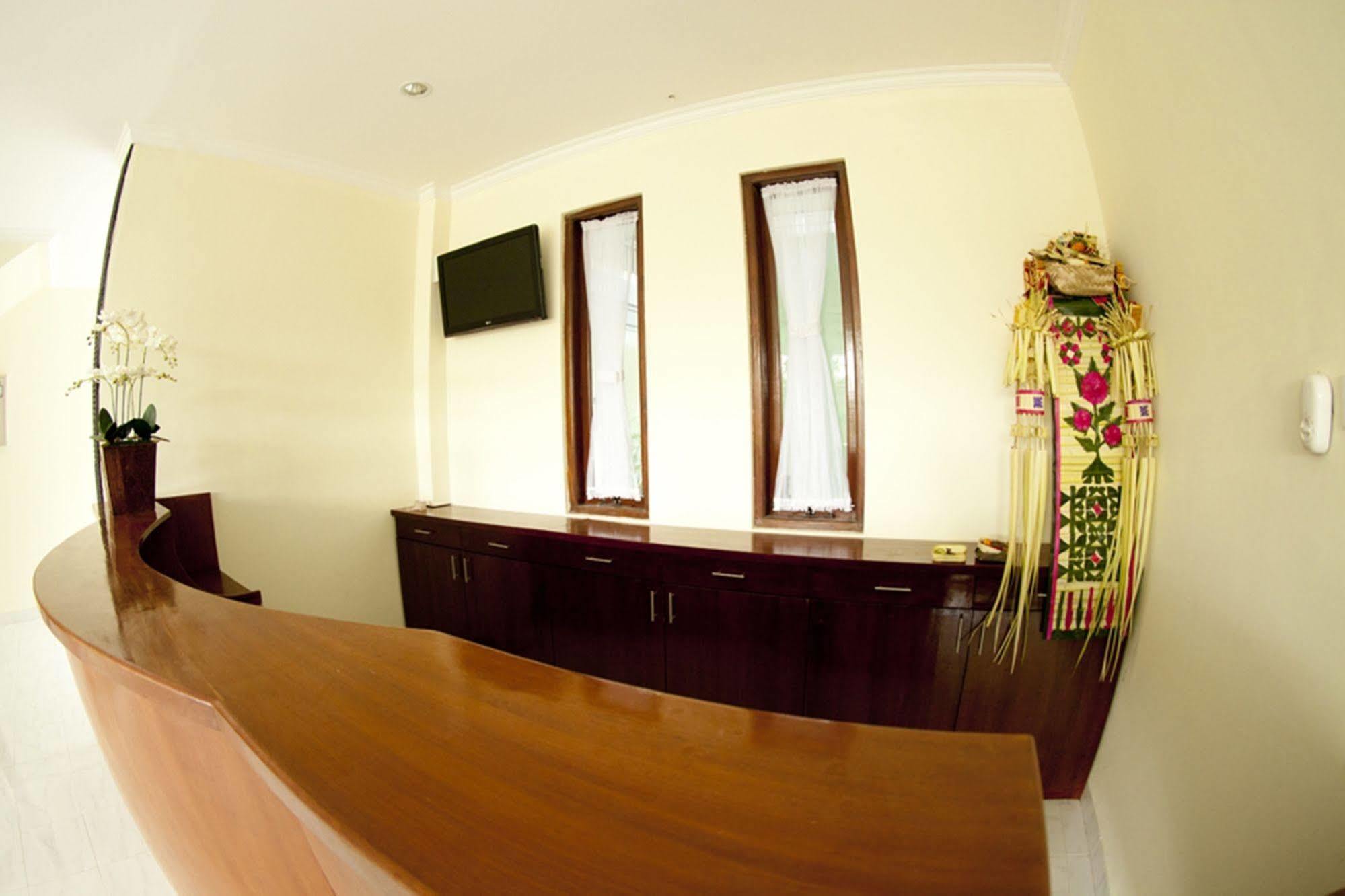 Teges Inn Kuta Kuta Lombok Exterior foto
