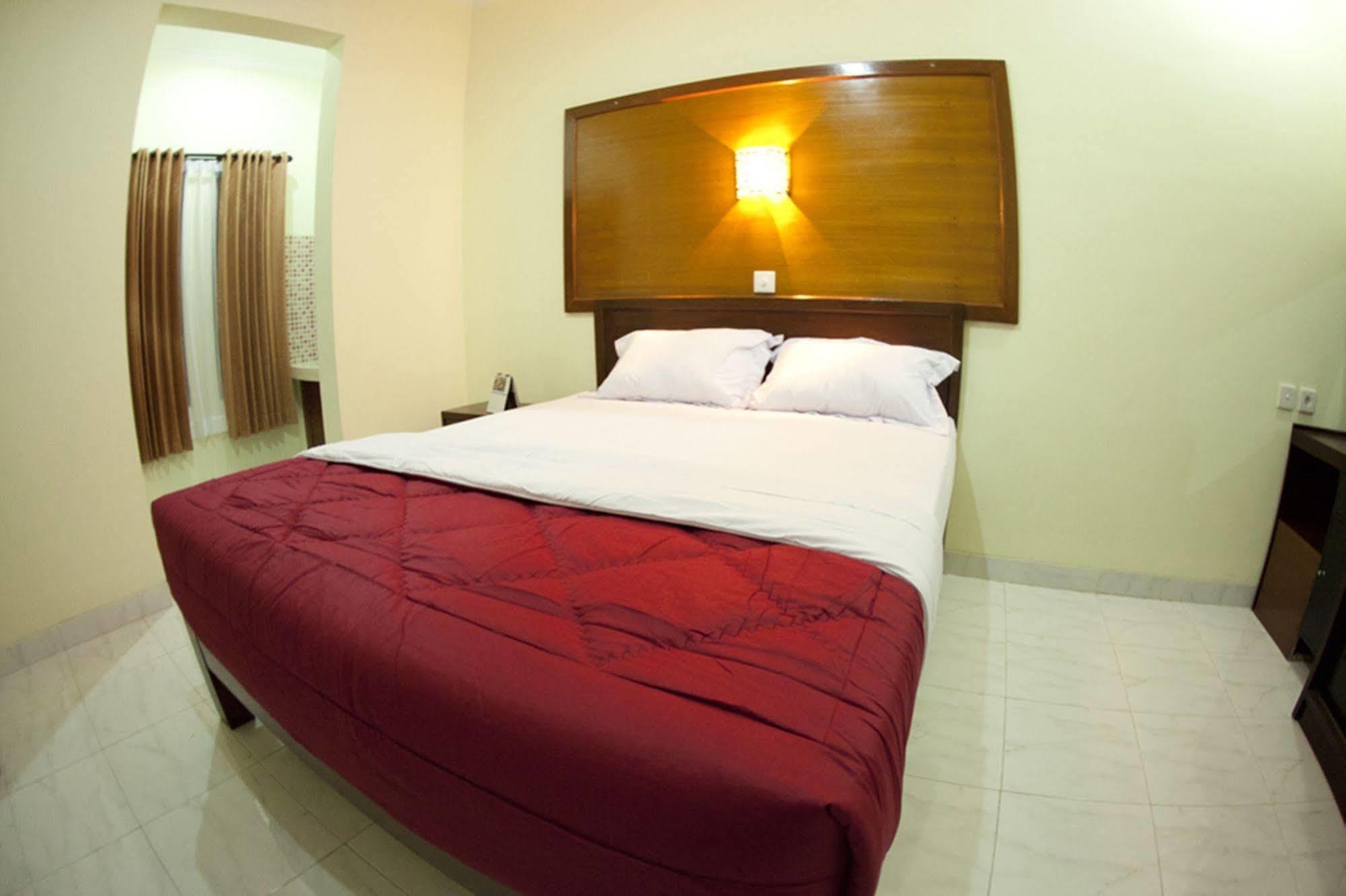Teges Inn Kuta Kuta Lombok Exterior foto